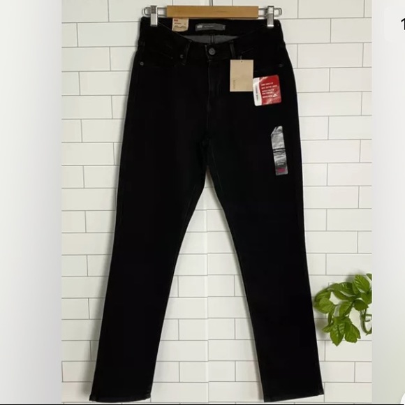 Levi's Mid Rise Skinny Jeans Size 6 Short W28 L30 Black Wash Denim - Picture 4 of 8